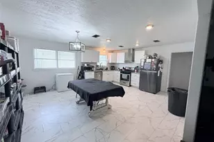 1720 17th Ave N, Texas City, TX 77590 - Photo 16