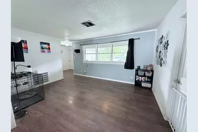 1720 17th Avenue N, Texas City, TX 77590 - Photo 4