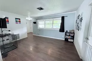 1720 17th Ave N, Texas City, TX 77590 - Photo 4