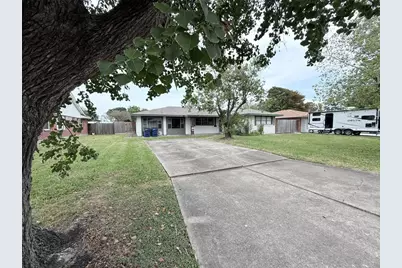 1720 17th Avenue N, Texas City, TX 77590 - Photo 10