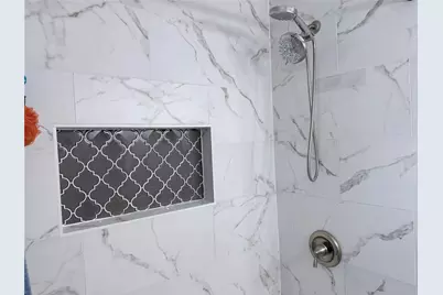 1720 17th Avenue N, Texas City, TX 77590 - Photo 12