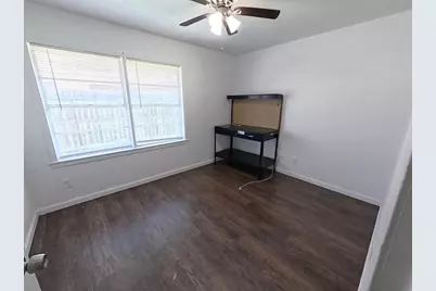 1720 17th Avenue N, Texas City, TX 77590 - Photo 30