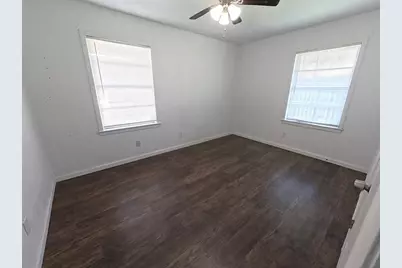 1720 17th Avenue N, Texas City, TX 77590 - Photo 24