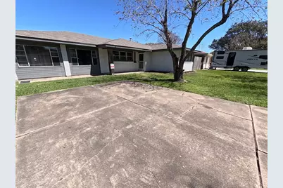 1720 17th Avenue N, Texas City, TX 77590 - Photo 18