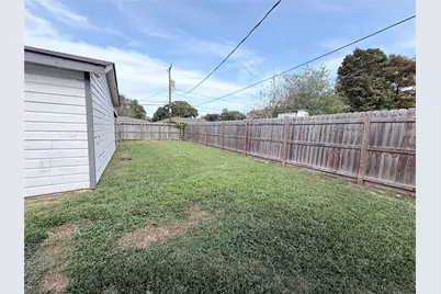 1720 17th Avenue N, Texas City, TX 77590 - Photo 24