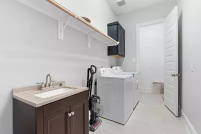 6610 Tarrion Bay Lane, Sugar Land, TX 77479 - Photo 36