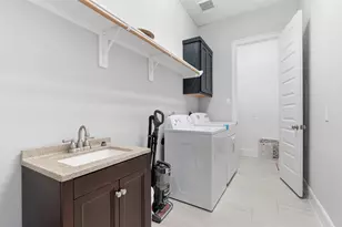 6610 Tarrion Bay Ln, Sugar Land, TX 77479 - Photo 36