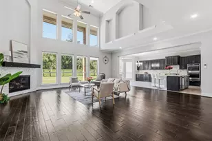 6610 Tarrion Bay Ln, Sugar Land, TX 77479 - Photo 4