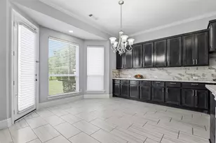 6610 Tarrion Bay Ln, Sugar Land, TX 77479 - Photo 10