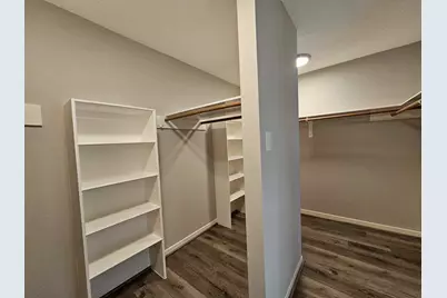 7887 Kendalia Drive, Houston, TX 77036 - Photo 16