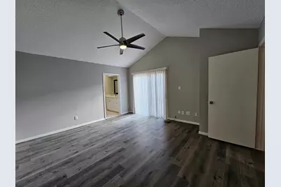 7887 Kendalia Drive, Houston, TX 77036 - Photo 12