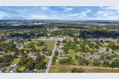 415 Lake Road, La Marque, TX 77568 - Photo 4