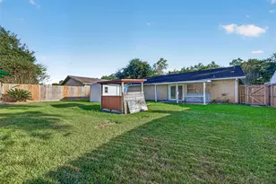 2110 Mustang Springs Dr, Missouri City, TX 77459 - Photo 22