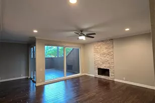 233 Litchfield Ln, Houston, TX 77024 - Photo 4