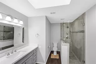 233 Litchfield Ln, Houston, TX 77024 - Photo 10