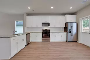 2405 Stonewall St, La Marque, TX 77568 - Photo 4