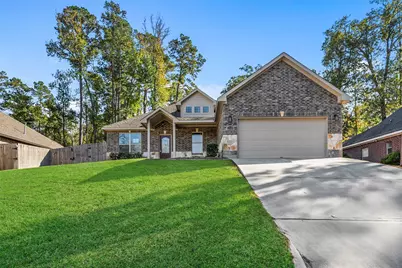 2028 E Lake Drive, Huntsville, TX 77340 - Photo 2