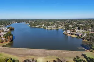 2028 E Lake Dr, Huntsville, TX 77340 - Photo 28