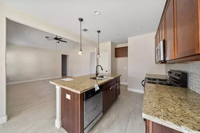 2028 E Lake Drive, Huntsville, TX 77340 - Photo 14