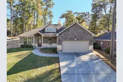 2028 E Lake Drive, Huntsville, TX 77340 - Photo 1