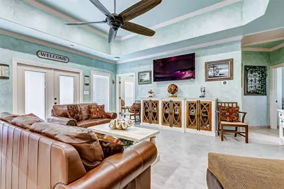 851 Palmetto Drive, Crystal Beach, TX 77650 - Photo 10