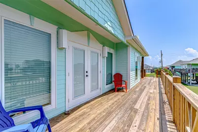851 Palmetto Drive, Crystal Beach, TX 77650 - Photo 24