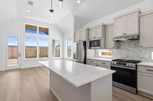 2414 Garden Arbor, Tomball, TX 77375 - Photo 4