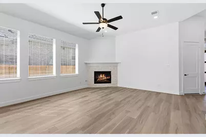 2414 Garden Arbor, Tomball, TX 77375 - Photo 10