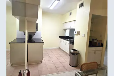 8100 Cambridge Street #9, Houston, TX 77054 - Photo 4