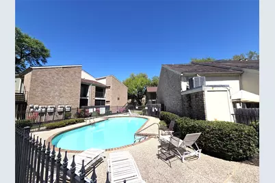 8100 Cambridge Street #9, Houston, TX 77054 - Photo 16