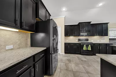 4234 Bearberry Avenue, Baytown, TX 77521 - Photo 2