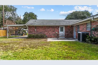 2206 Cedar Creek Drive, Baytown, TX 77520 - Photo 30