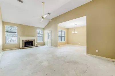 147 S Winterport Circle, The Woodlands, TX 77382 - Photo 8