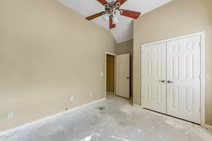 147 S Winterport Cir, The Woodlands, TX 77382 - Photo 24