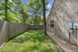 147 S Winterport Cir, The Woodlands, TX 77382 - Photo 4