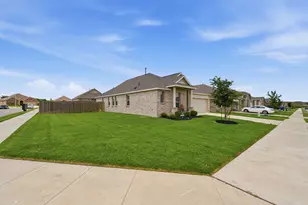 948 High Noon Dr, Fort Worth, TX 76052 - Photo 30