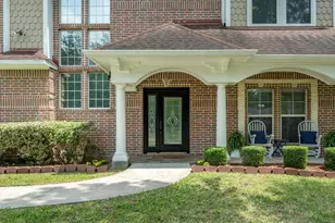 11955 Silver Leaf Ct, Conroe, TX 77385 - Photo 2