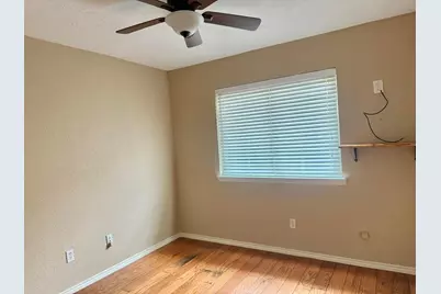 10107 Hollow Canyon Drive, Sugar Land, TX 77498 - Photo 6