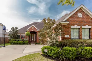 6706 Ashworth Dr, Sugar Land, TX 77479 - Photo 2
