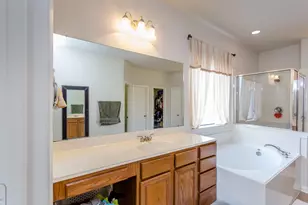 6706 Ashworth Dr, Sugar Land, TX 77479 - Photo 18