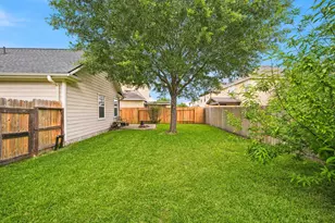 3219 Sapphire Star Dr, Houston, TX 77082 - Photo 42