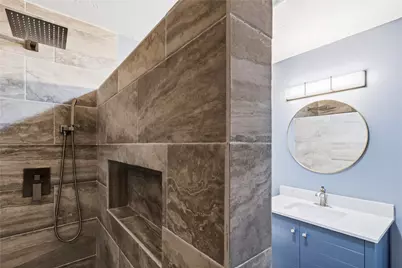 901 S 7th Street, Baytown, TX 77520 - Photo 30