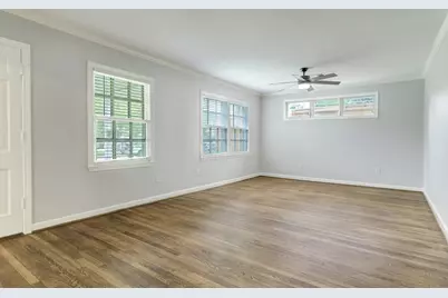 5217 Locust Street, Bellaire, TX 77401 - Photo 4