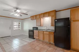 1412 22nd St, Huntsville, TX 77340 - Photo 12
