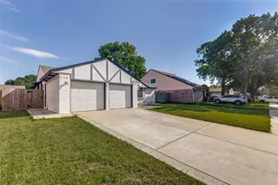 1127 Gentle Bend Dr, Missouri City, TX 77489 - Photo 2