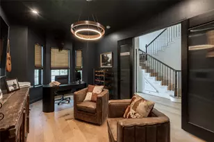 8011 Serenity Ct, Houston, TX 77025 - Photo 4
