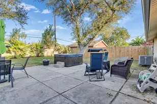 2606 Pine St, Galveston, TX 77551 - Photo 26