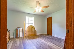 282 Normagene St, Livingston, TX 77351 - Photo 6