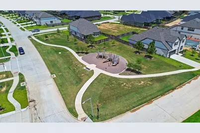 16157 Sepia Manor Street, Conroe, TX 77302 - Photo 6