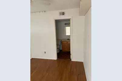 781 Country Place Drive #1085, Houston, TX 77079 - Photo 6